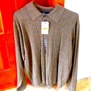 - - Dockers sweater brand new with tags size medium